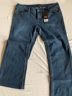 ALLOY Women’s Dark Blue Boot Cut Jeans